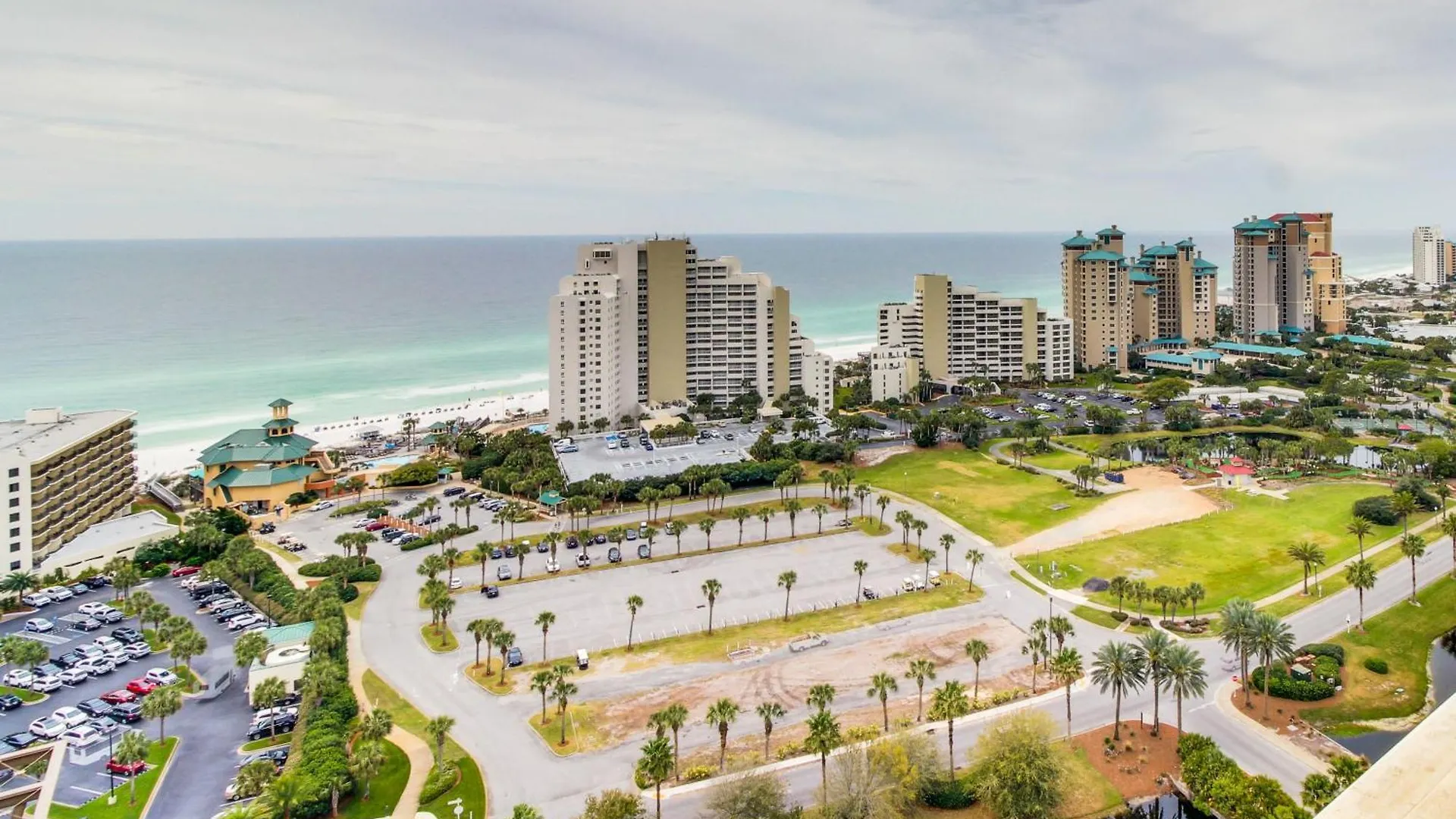 Luau 7501 And 7503 Apartment Destin United States