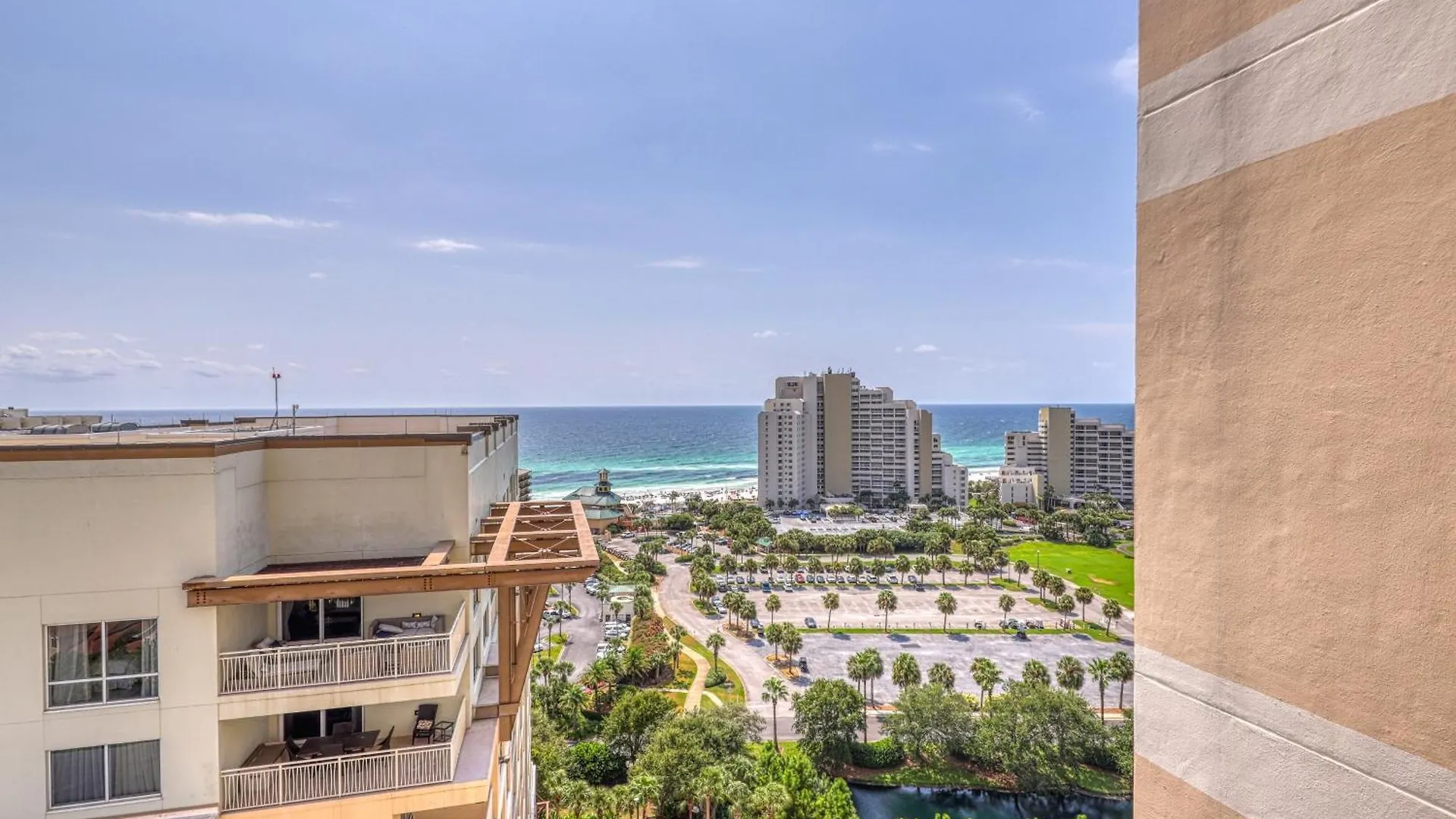Luau 7501 And 7503 Apartment Destin United States